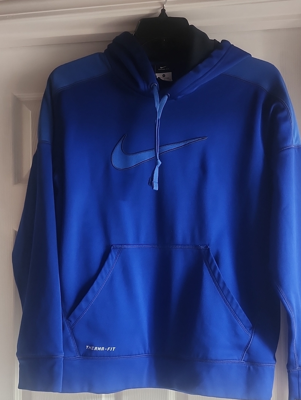 Nike Men’s Royal Blue Therma-FIT Pullover Hoodie